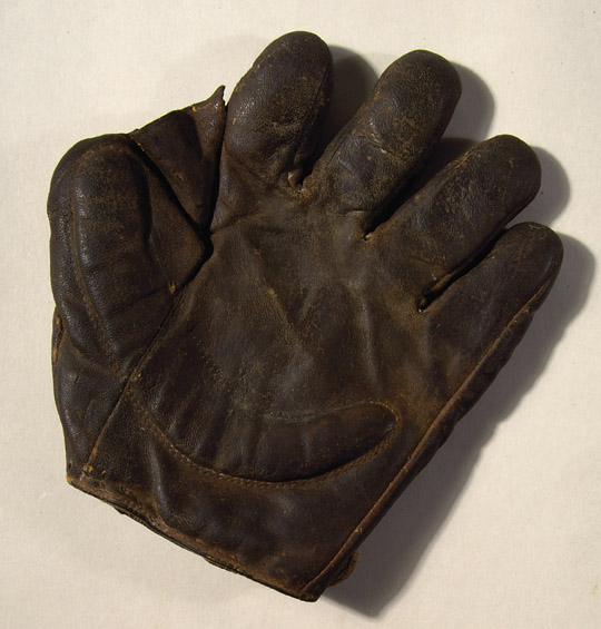 Early 1900's Crescent Glove Front
